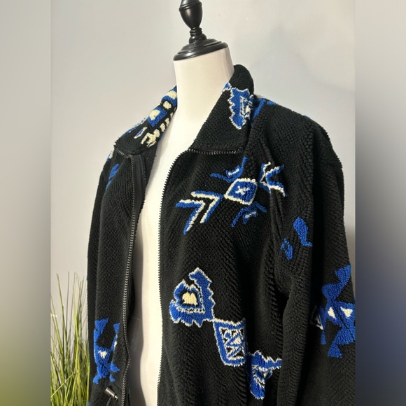 Zecuda Lammles Fleece Teddy Sherpa Coat with Cinch Waist - Picture 3 of 6